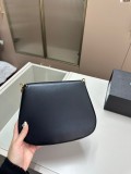 サンローランバッグ Yves Saint Laurent 2024新作 サドルバッグ