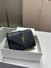サンローランバッグ Yves Saint Laurent 2024新作 封筒パッケージ