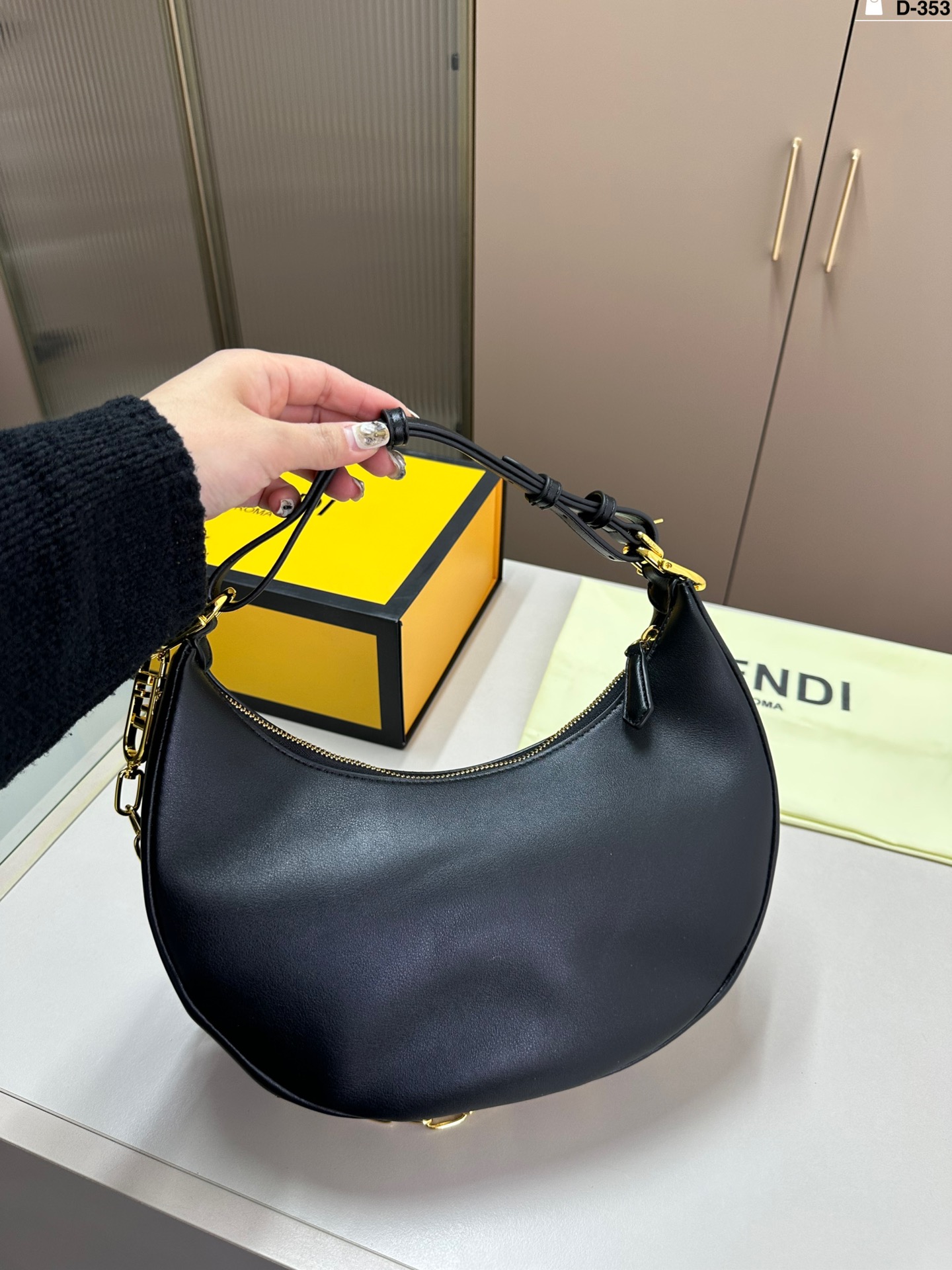 フェンディバッグ FENDI 2024新作 ミニバッグ
