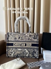 ディオールバッグ DIOR 2024新作 トートバッグ
