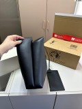 サンローランバッグ Yves Saint Laurent 2024新作 脇の下のバッグ