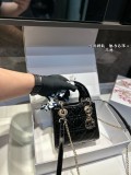 ディオールバッグ DIOR 2024新作 ダイアナ妃のバッグ