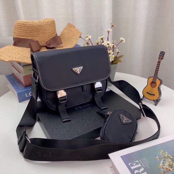 プラダバッグ PRADA 2024新作 メッセンジャーバッグ