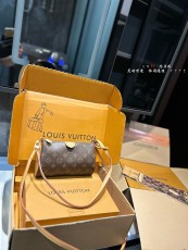 ルイヴィトンバッグ LOUIS VUITTON 2024新作 脇の下のバッグ