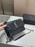サンローランバッグ Yves Saint Laurent 2024新作 チェーンバッグ