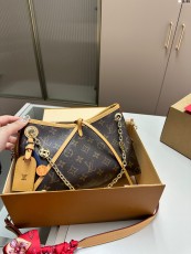 ルイヴィトンバッグ LOUIS VUITTON 2024新作 キャリーオールショルダーバッグ