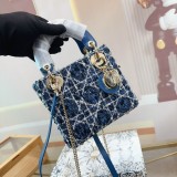 ディオールバッグ DIOR 2024新作 ダイアナ妃のバッグ