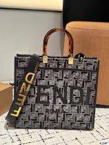 フェンディバッグ FENDI 2024新作 トートバッグ