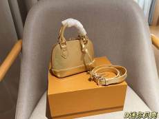 ルイヴィトンバッグ LOUIS VUITTON 2024新作 シェルバッグ
