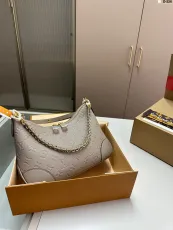 ルイヴィトンバッグ LOUIS VUITTON 2024新作 クロワッサン