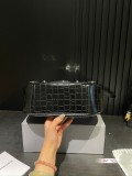 バレンシアガバッグ BALENCIAGA 2024新作 脇の下のバッグ