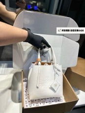 エムシーエムバッグ MCM 2024新作 トートバッグ