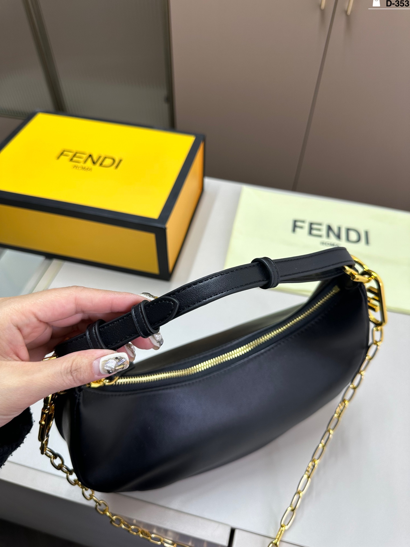 フェンディバッグ FENDI 2024新作 ミニバッグ