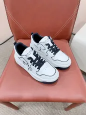 ヴァレンティノ靴 VALENTINO 2024新作 カップルスタイルのカジュアルスポーツシューズ