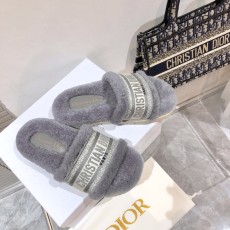ディオール靴 DIOR 2024新作 女性用の厚底ラムウールホームシューズ