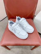 ヴァレンティノ靴 VALENTINO 2024新作 カップルスタイルのカジュアルスポーツシューズ