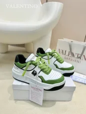 ヴァレンティノ靴 VALENTINO 2024新作 スポーツシューズとカジュアルシューズ