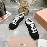 ミュウミュウ靴 Miu Miu 2024新作 継ぎ合わせた白い靴