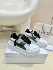 ヴァレンティノ靴 VALENTINO 2024新作 スポーツシューズとカジュアルシューズ