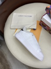 ルイヴィトン靴 LOUIS VUITTON 2024新作 スニーカー