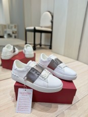 ヴァレンティノ靴 VALENTINO 2024新作 厚底カジュアルスニーカー