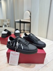 ヴァレンティノ靴 VALENTINO 2024新作 厚底カジュアルスニーカー