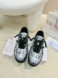 ヴァレンティノ靴 VALENTINO 2024新作 スポーツシューズとカジュアルシューズ