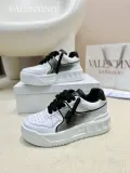 ヴァレンティノ靴 VALENTINO 2024新作 スポーツシューズとカジュアルシューズ