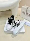 ヴァレンティノ靴 VALENTINO 2024新作 スポーツシューズとカジュアルシューズ