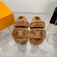 ルイヴィトン靴 LOUIS VUITTON 2024新作 ウールのスリッパ