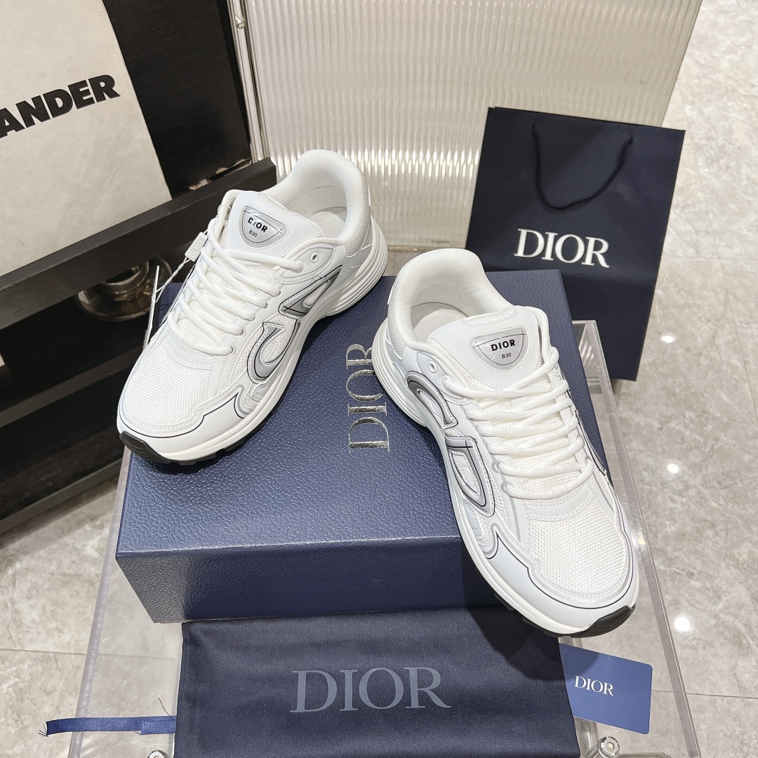 ディオール靴 DIOR 2024新作 カジュアルシューズ