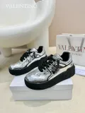 ヴァレンティノ靴 VALENTINO 2024新作 スポーツシューズとカジュアルシューズ