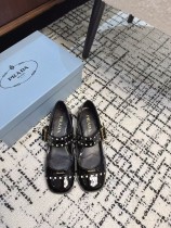 プラダ靴 PRADA 2024新作 メリージェーンの靴