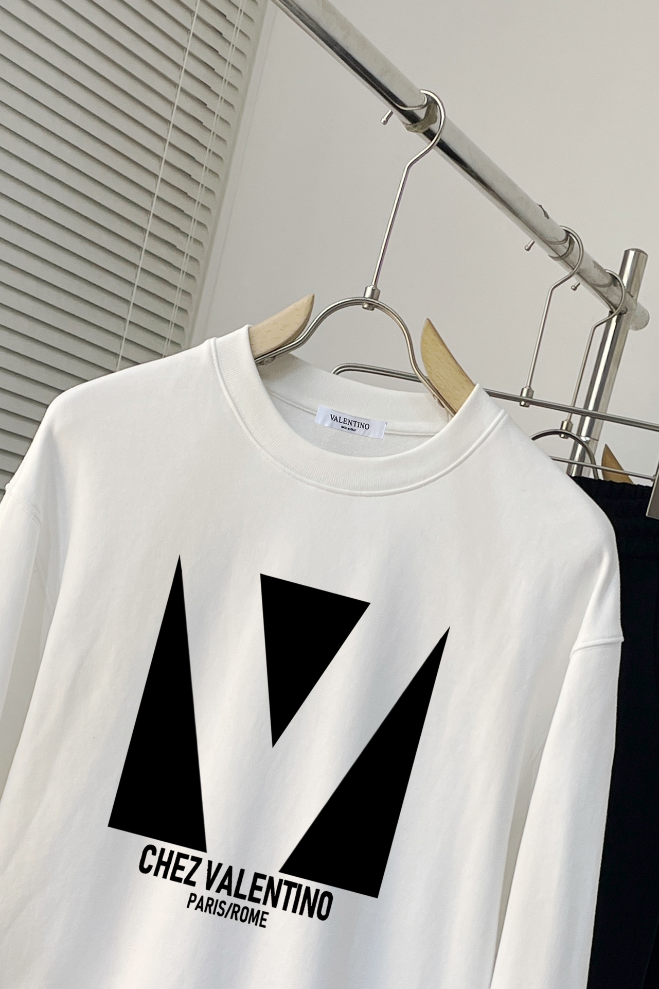ヴァレンティノ服 VALENTINO 2025新作 クルーネックスウェットシャツ
