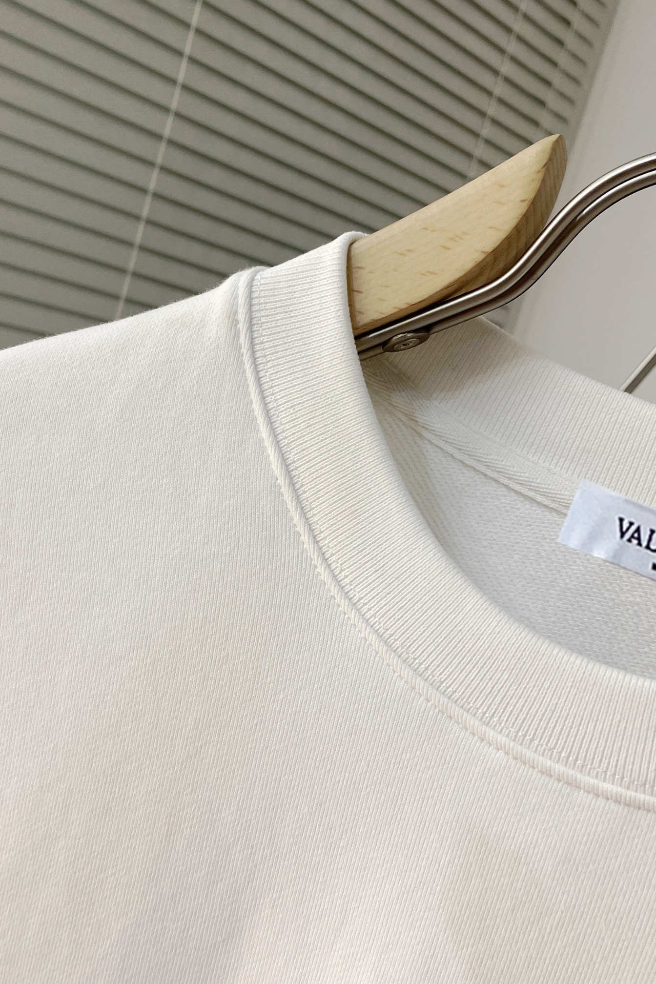 ヴァレンティノ服 VALENTINO 2025新作 クルーネックスウェットシャツ