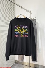 ARCTERYX服 ARCTERYX 2025新作 クルーネックスウェットシャツ