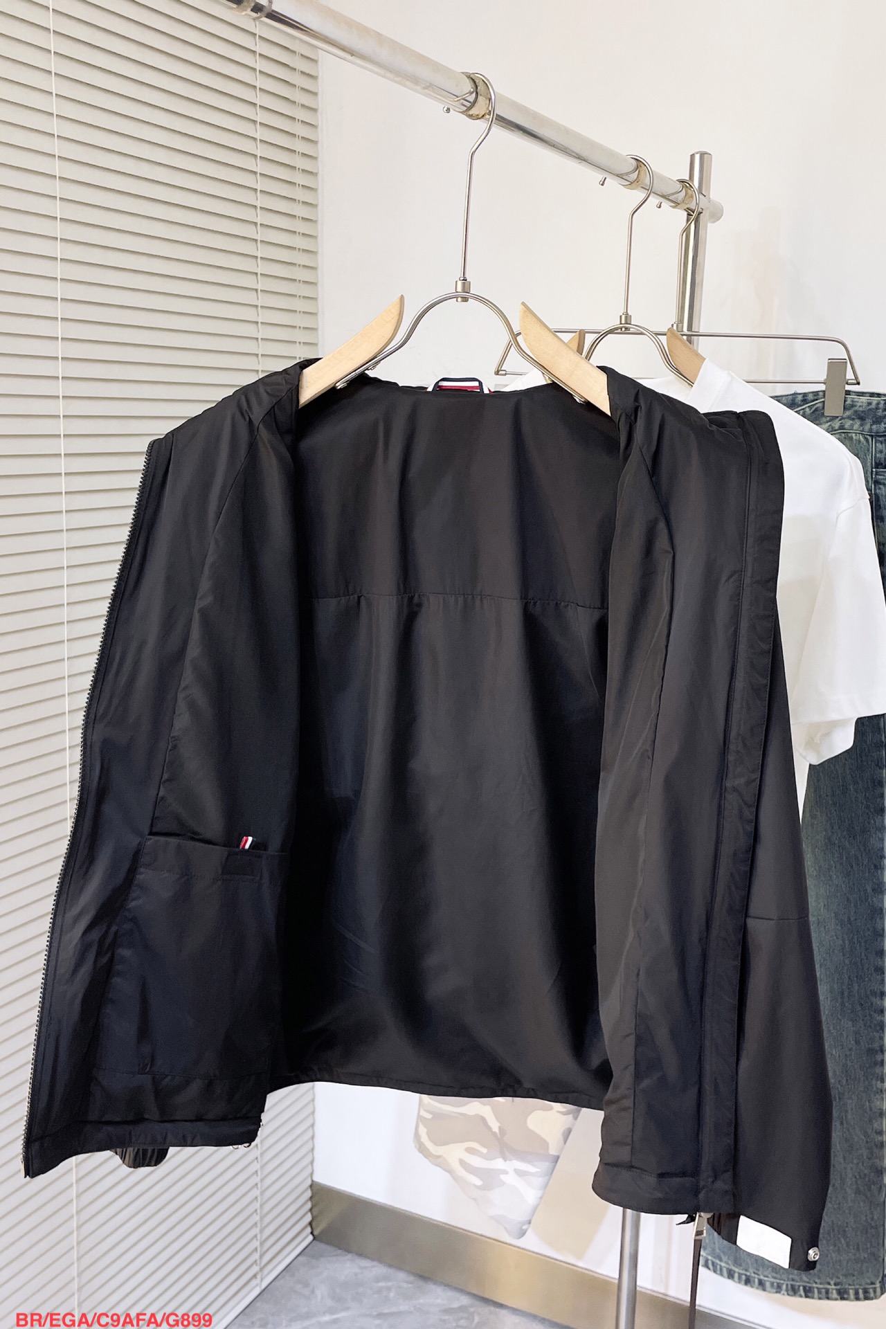 バーバリー服 BURBERRY 2025新作 フード付きジャケット
