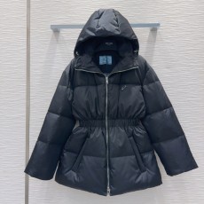 プラダ服 PRADA 2025新作 ダウンジャケット