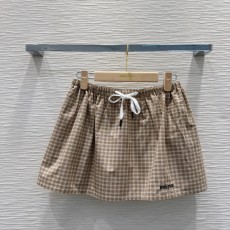 ミュウミュウ服 Miu Miu 2025新作 ショートスカート