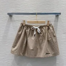 ミュウミュウ服 Miu Miu 2025新作 ショートスカート