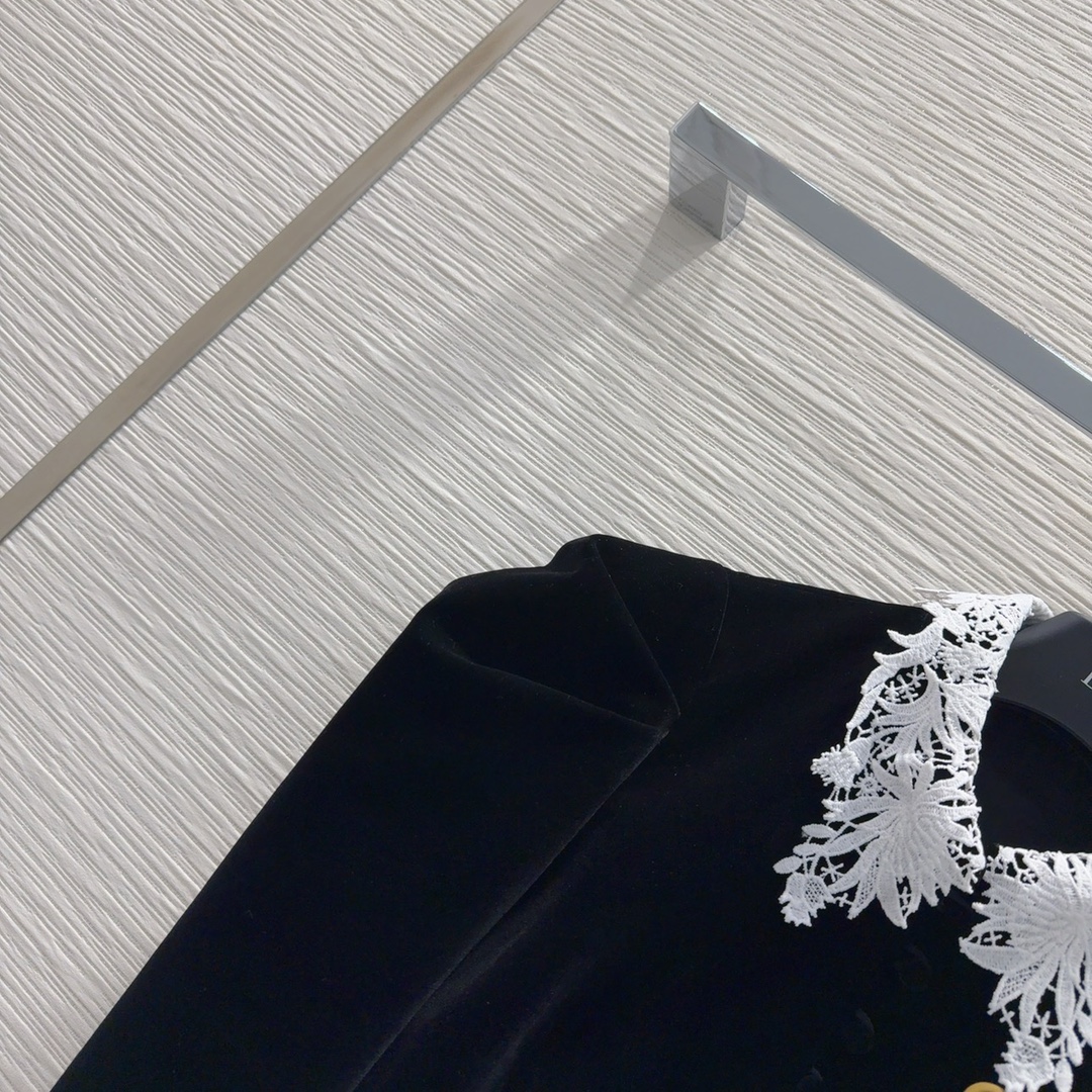 ディオール服 DIOR 2025新作 レースカラートップス