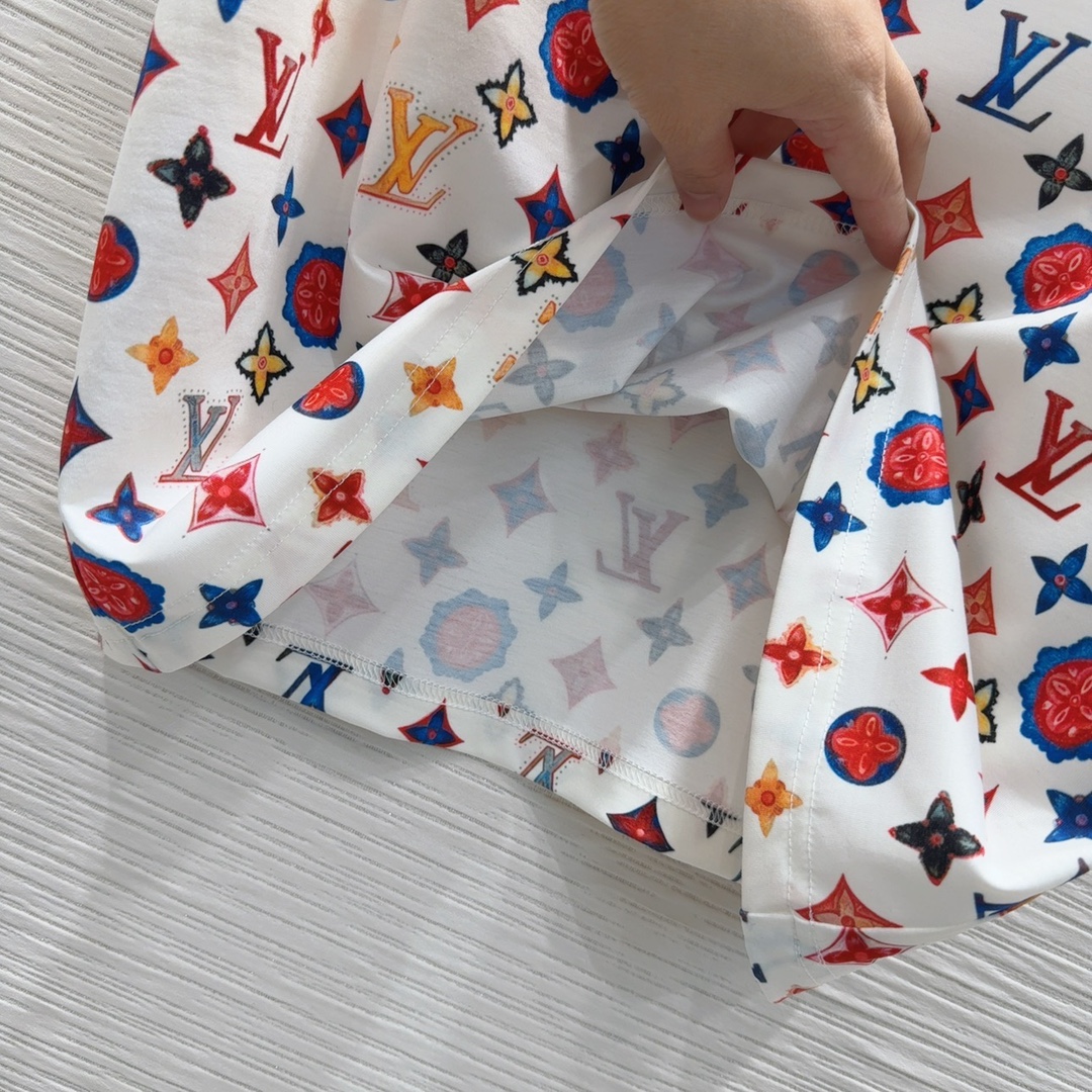 ルイヴィトン服 LOUIS VUITTON 2025新作 Tシャツ