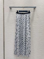 ルイヴィトン服 LOUIS VUITTON 2025新作 スカート