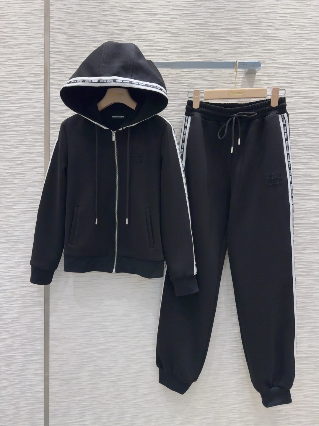 ミュウミュウ服 Miu Miu 2025新作 セット