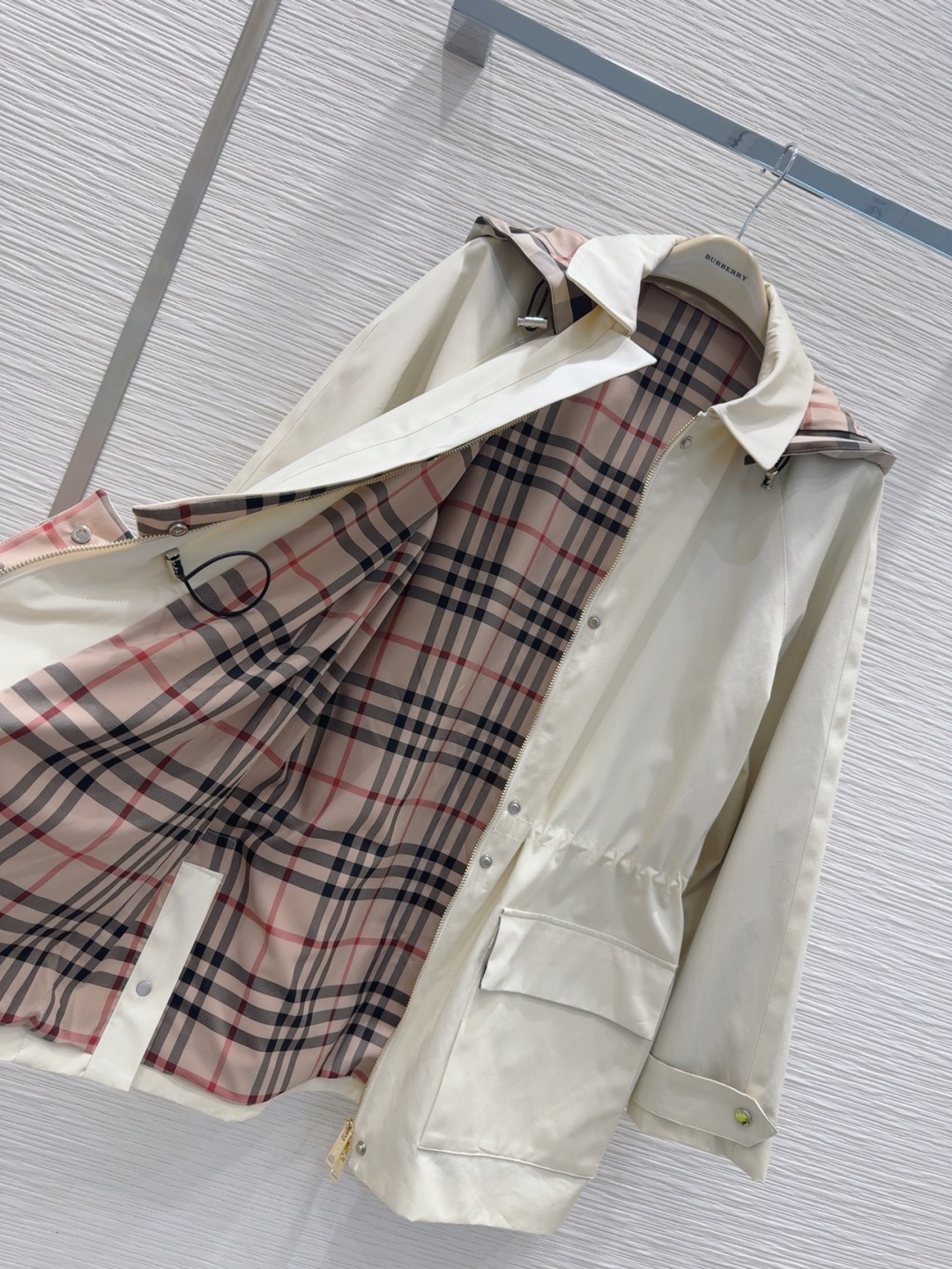 バーバリー服 BURBERRY 2025新作 トレンチコート