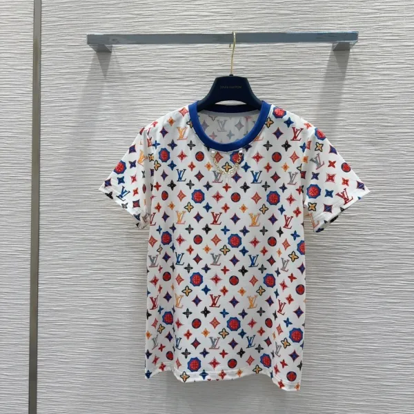 ルイヴィトン服 LOUIS VUITTON 2025新作 Tシャツ