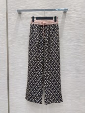 ヴァレンティノ服 VALENTINO 2025新作 ズボン