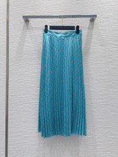 ルイヴィトン服 LOUIS VUITTON 2025新作 プリーツスカート