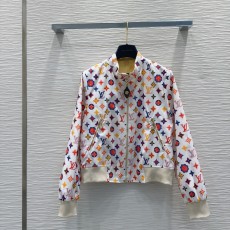 ルイヴィトン服 LOUIS VUITTON 2025新作 コート