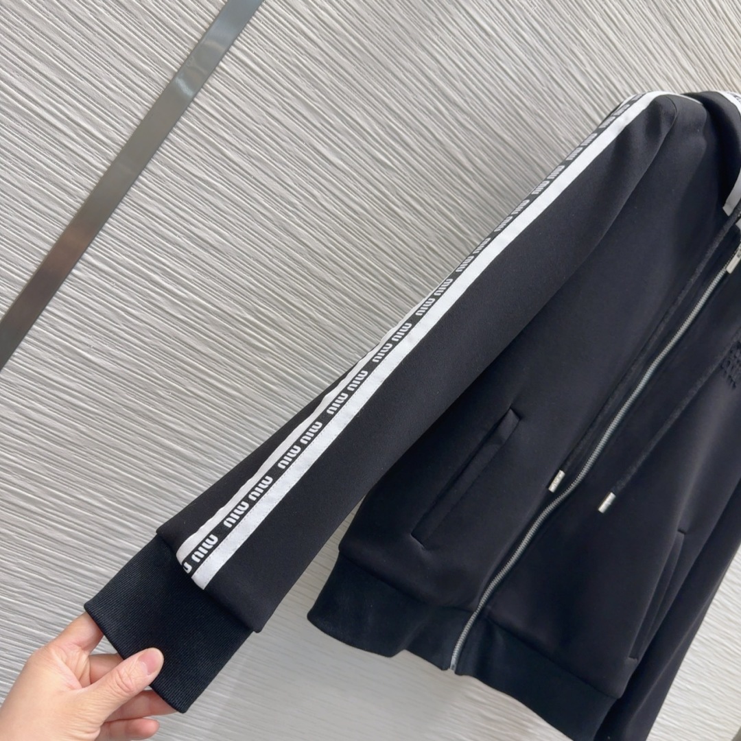 ミュウミュウ服 Miu Miu 2025新作 セット
